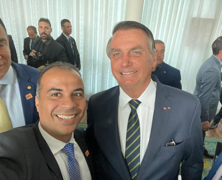 Deputado tocantinense Filipe Martins com ex-presidente Jair Bolsonaro