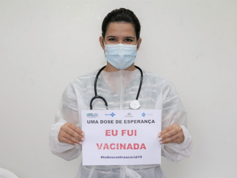 A médica da UPA Bruna Carneiro, 27 anos, entende que o momento é de pensar no coletivo