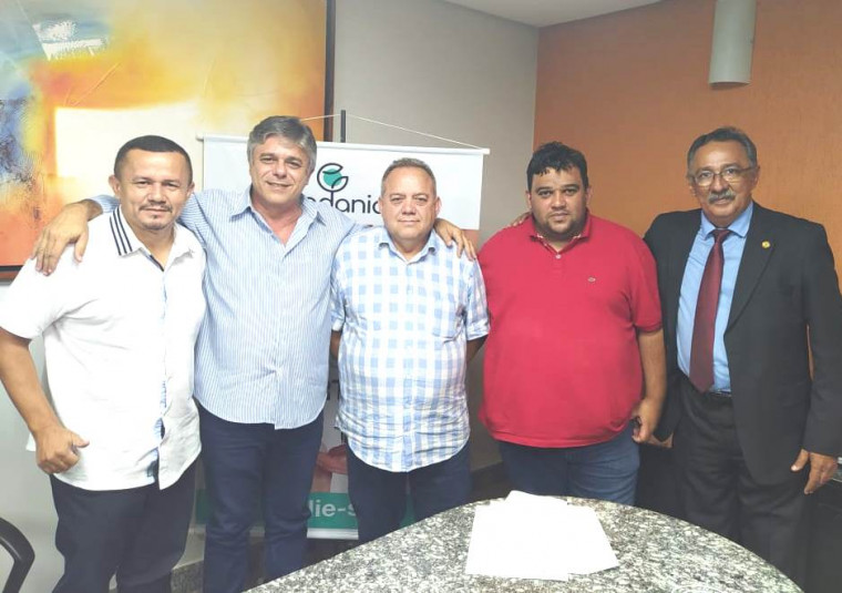 Vereador Bujica, deputado Eduardo do Dertins, Dr. João, Jardel Rocha e Delegado Rérisson
