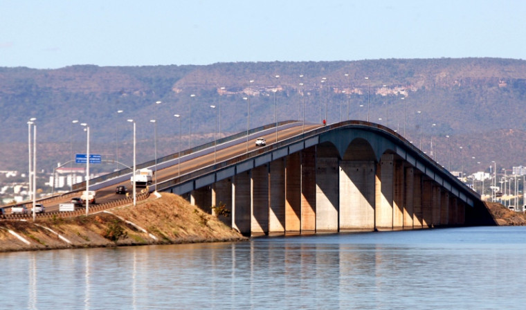 Ponte FHC teve valor superfaturado