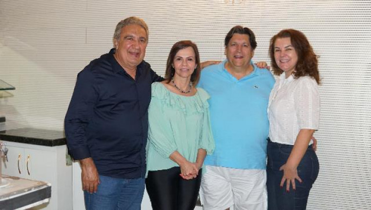 Laurez Moreira, deputada Dorinha, Edison Tabocão e a vice-prefeita de Araguatins, professora Elizabete