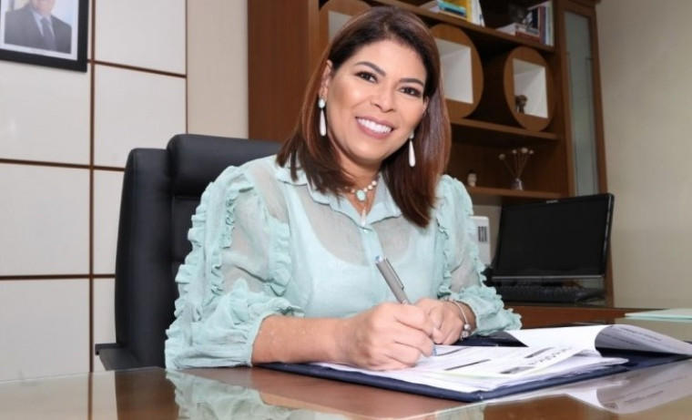 Ex-secretária Adriana Aguiar
