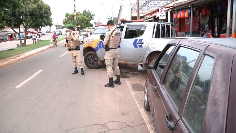 Polícia na região da Feirinha, em Araguaína