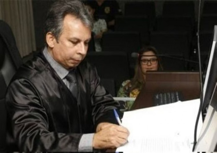 Juiz federal Alderico Rocha Santos.