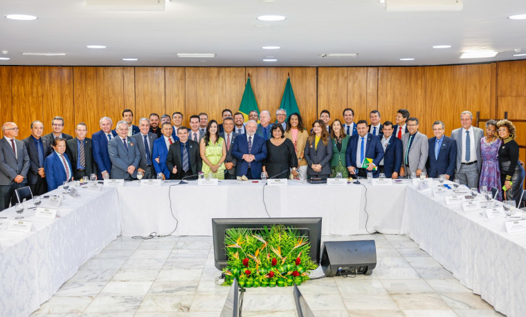 Reunião da CNM com o presidente Lula, em Brasília.