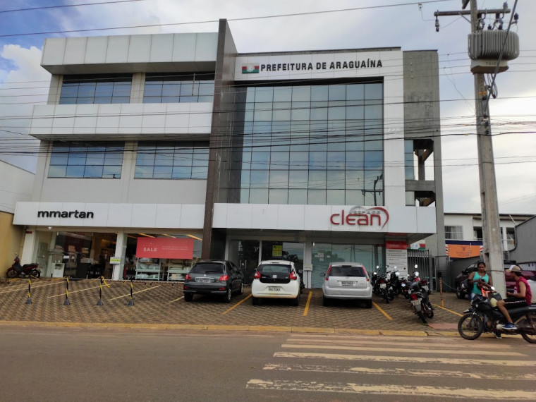 Prefeitura de Araguaína, na Avenida José de Brito.