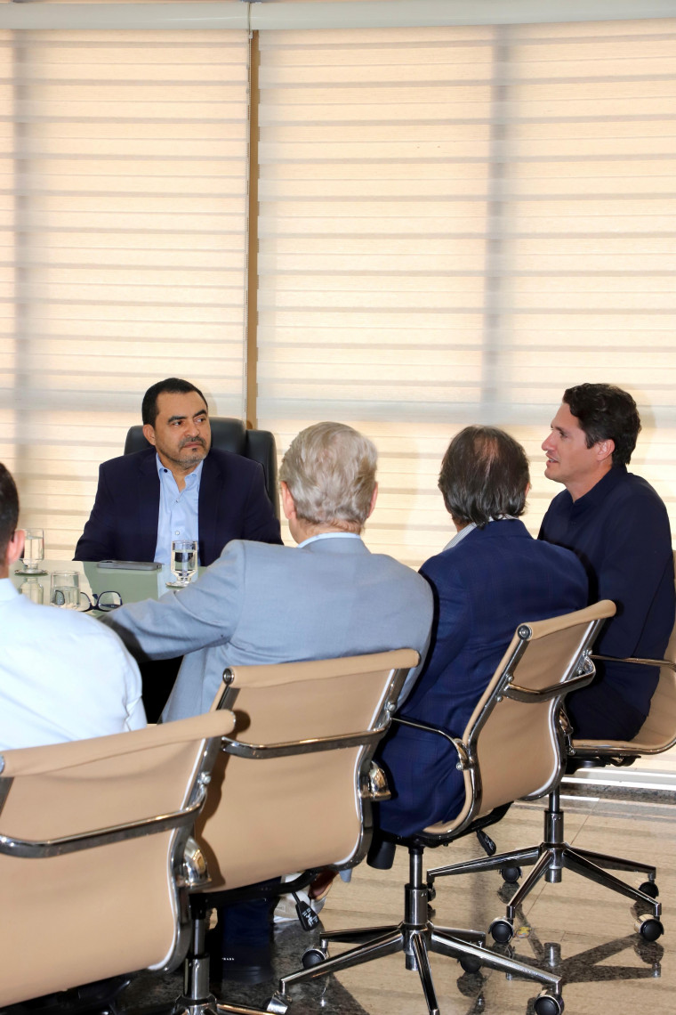 Encontro ocorreu no gabinete do governador