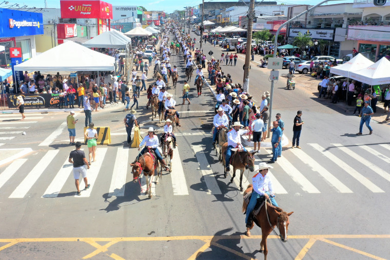 A 56ª Expoara será entre os dias 29 de maio de 9 de junho. A 34ª Cavalgada será no dia 2 de junho