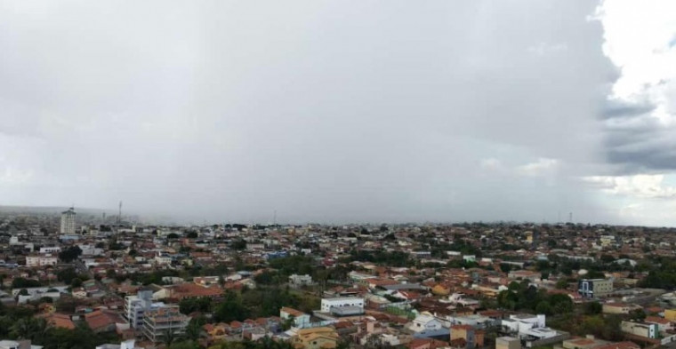 Chuva caindo em Araguaína
