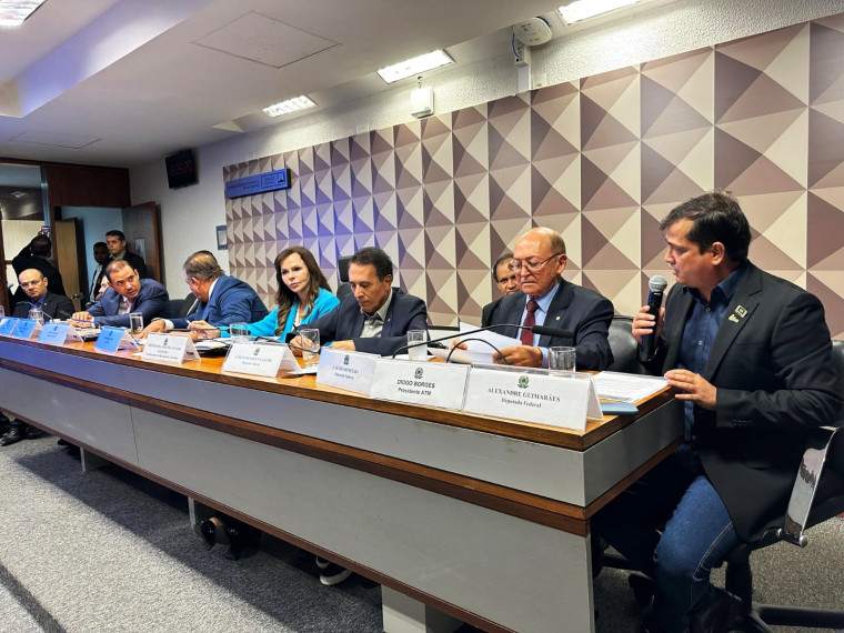 Reunião de gestores municipais com bancada federal do Tocantins, em Brasília
