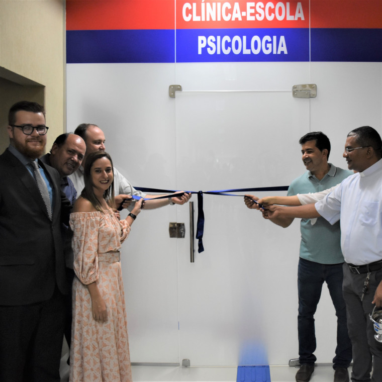 Inauguração da clínica-escola