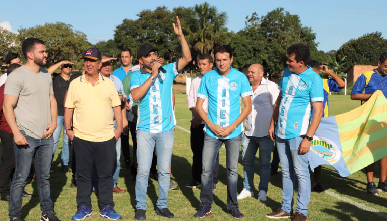 Wanderlei Barbosa prestigiou mais uma partida da 2ª Copa do Vale do Araguaia de Futebol Amador
