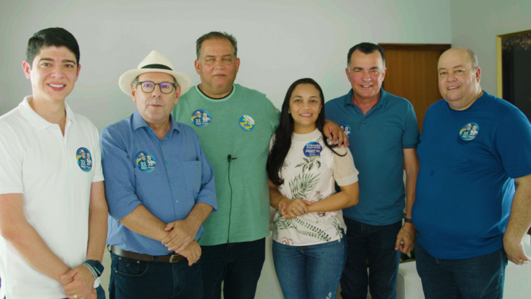 Grupo de Ronaldo Dimas e Eduardo Gomes