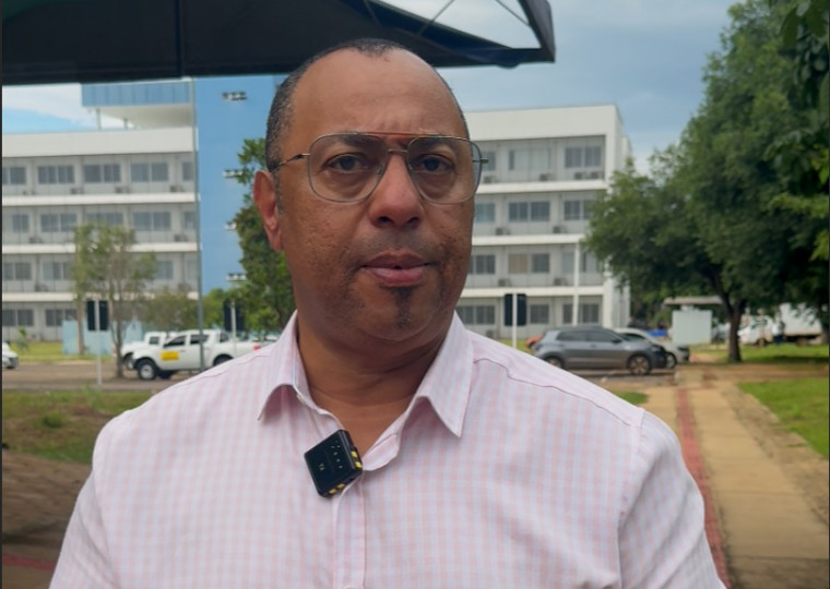Pré-candidato de oposição afirma que transformação da universidade só acontecerá com o fim da estrutura viciada