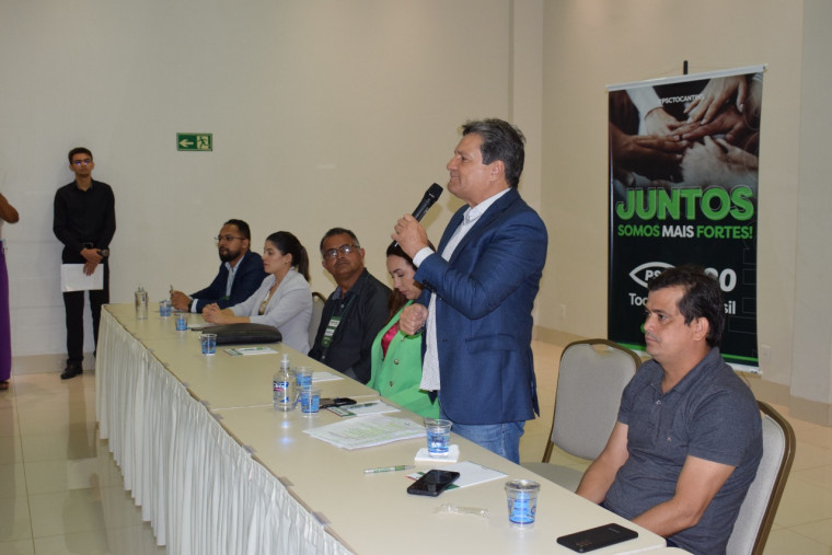 Damaso em seu discurso no encontro regional do PSC, em Palmas.