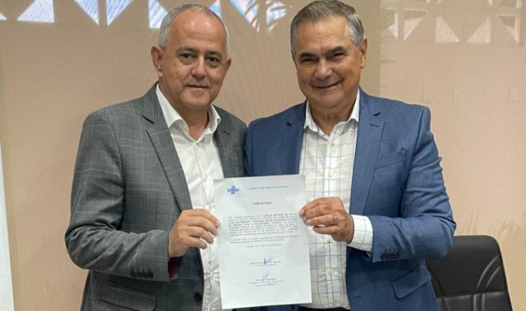 Presidente da Femicro-TO, Carlos Antônio de Souza, e o presidente do CDE Sebrae TO, Paulo Carneiro
