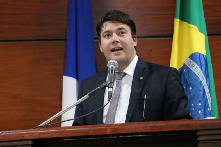 Presidente da OAB-TO, Gedeon Pitaluga Jr
