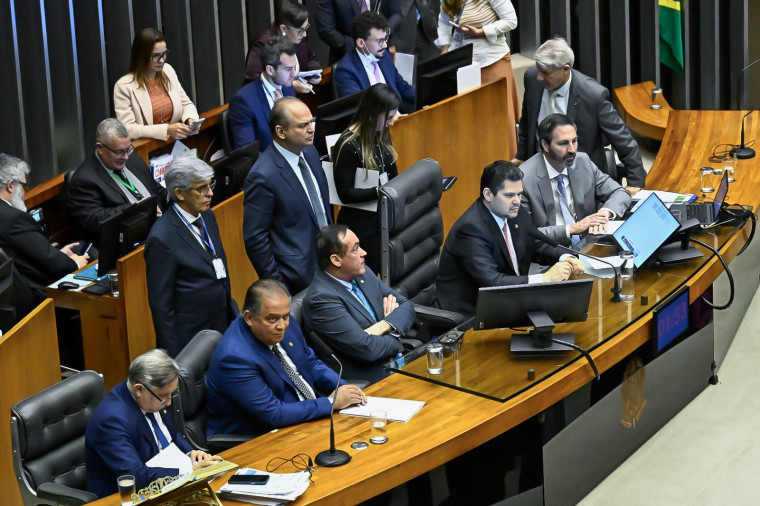 Projeto também normatiza a possibilidade de alteração na destinação das emendas