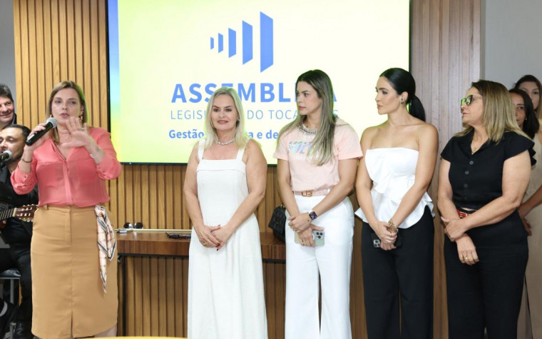 Homenagem promovida pela Assembleia Legislativa para as mulheres
