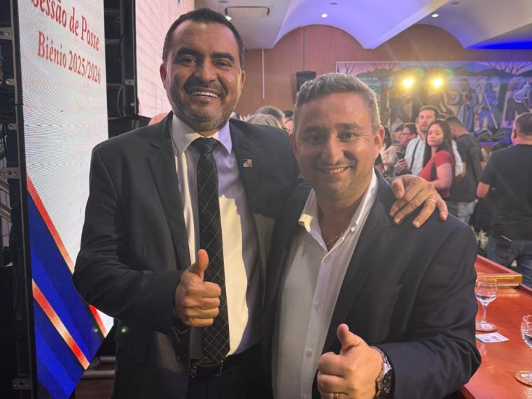 Governador Wanderlei Barbosa e vereador Enoque Neto, presidente da UVET