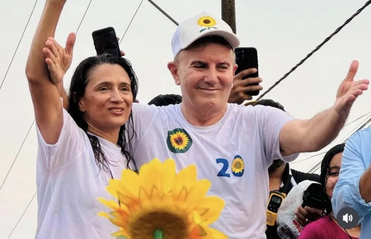 Primeira dama Polyanna Siqueira Campos ao lado de Eduardo