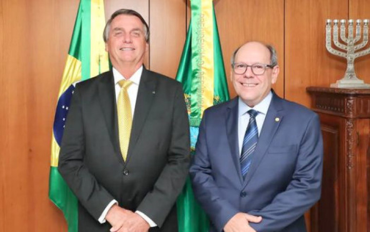 Dimas se encontrou com o presidente nesta quarta-feira (09), e praticamente selou a ida para o PL