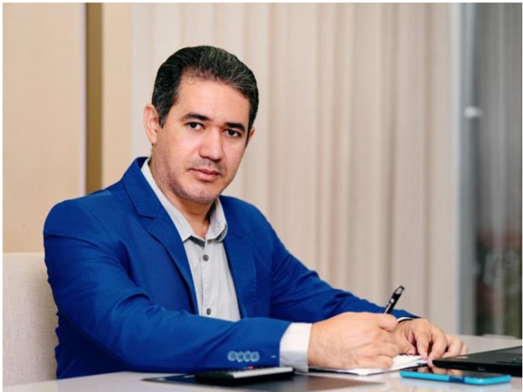 Keslon Borges é Economista, Investidor Profissional com certificação da CVM e Educador Financeiro.