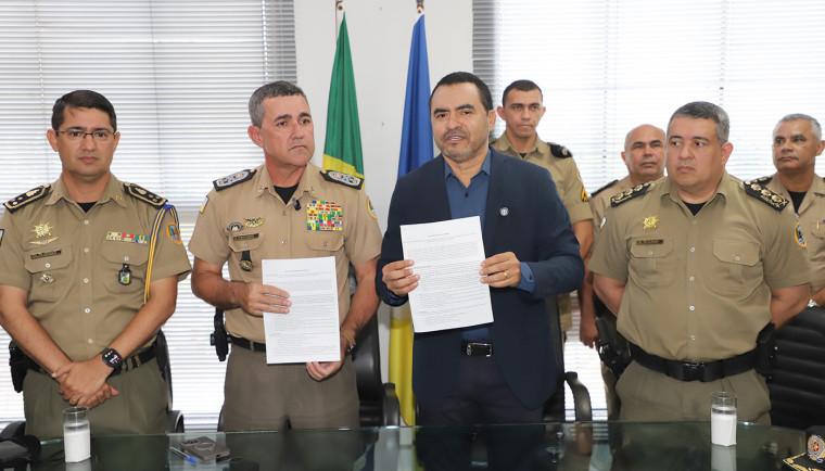 Governador Wanderlei Barbosa assina edital do concurso da PMTO, garantindo 660 novas vagas