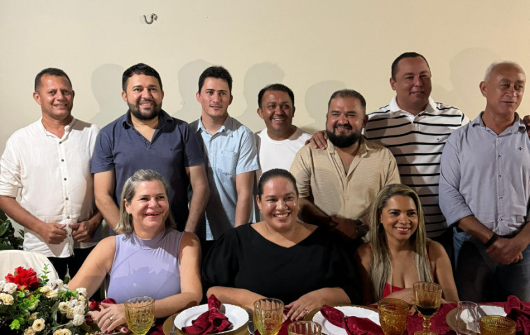 Grupo de vereadores que apoia Silvaney Rabelo para presidente da Câmara de Porto