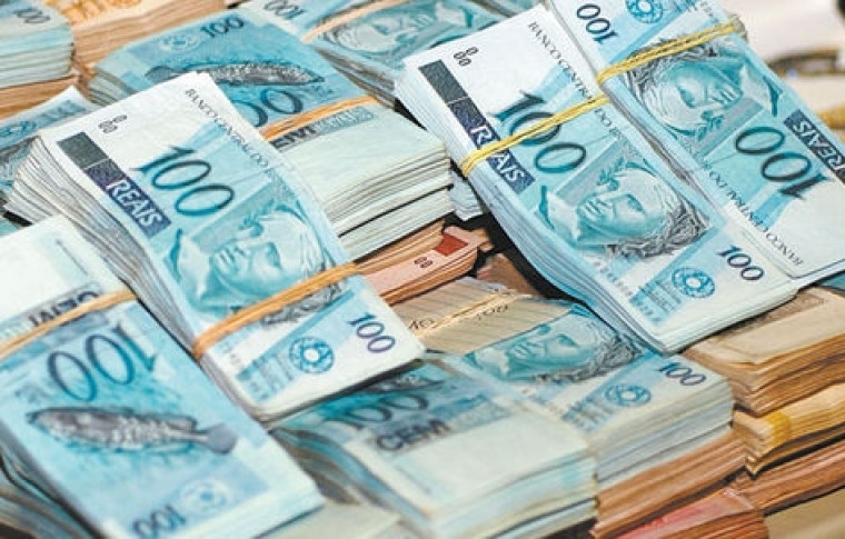 Dinheiro na conta das prefeituras do Brasil