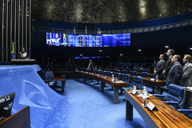 Senadora faz seu último discurso no Senado Federal