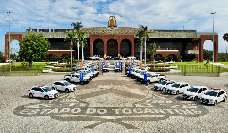 Com 18 caminhonetes e 29 carros de passeio, a nova frota vai atender 12 Delegacias Regionais