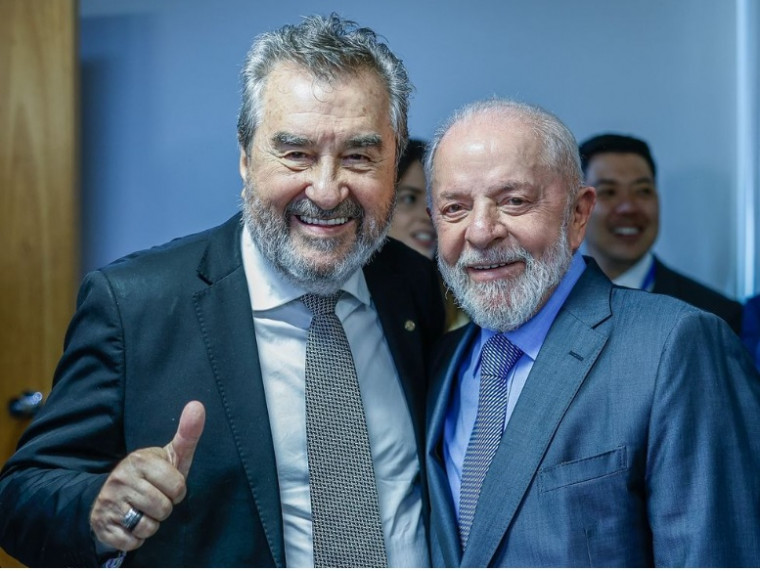 Célio Moura com o presidente Lula em Brasília