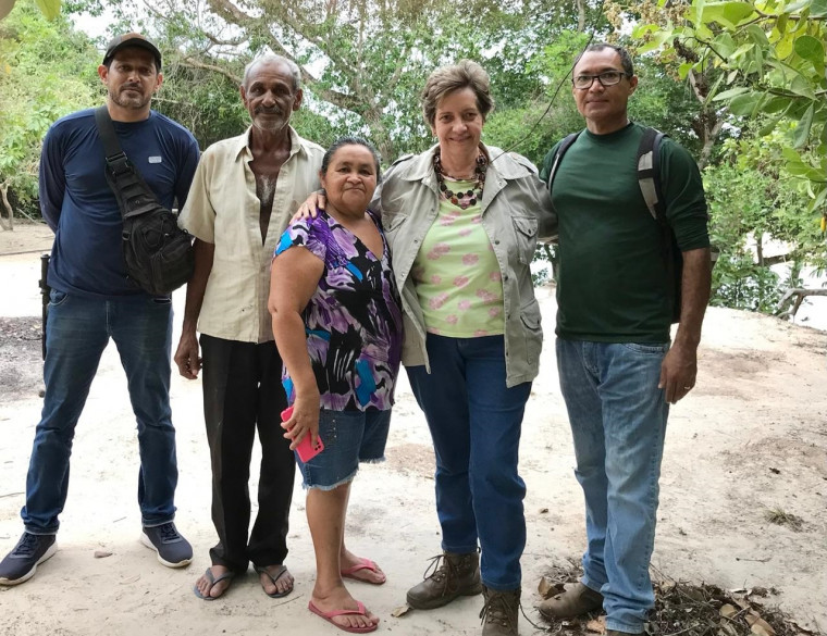 Aproximação e sensibilização sobre o projeto com os torrãozeiros