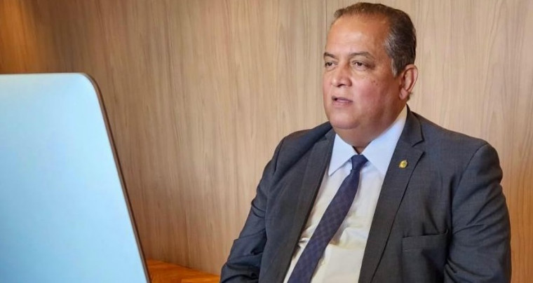 Senador Eduardo Gomes destaca avanços na proteção de dados durante evento internacional